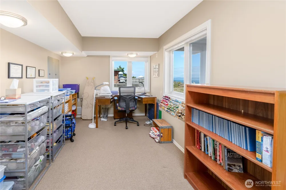 851 3 Crabs Rd Sequim, WA 98382