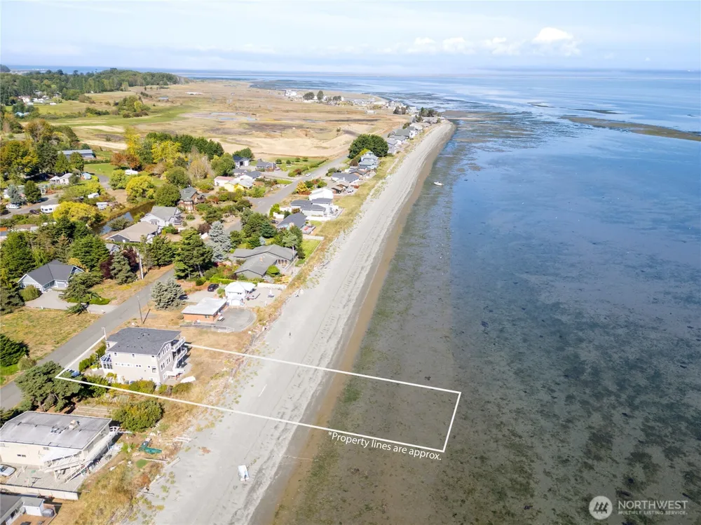 851 3 Crabs Rd Sequim, WA 98382
