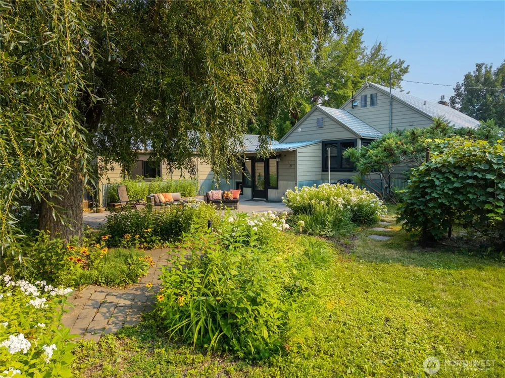 1102 Methow Valley Highway E Twisp, WA 98856