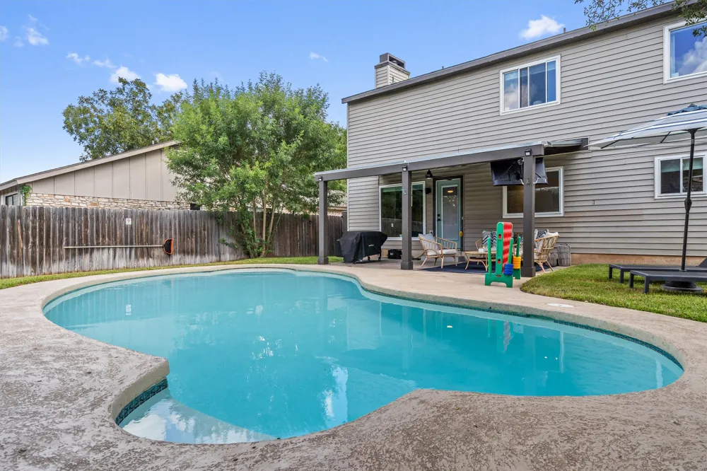 1602 Rock Creek Drive Round Rock, TX 78681
