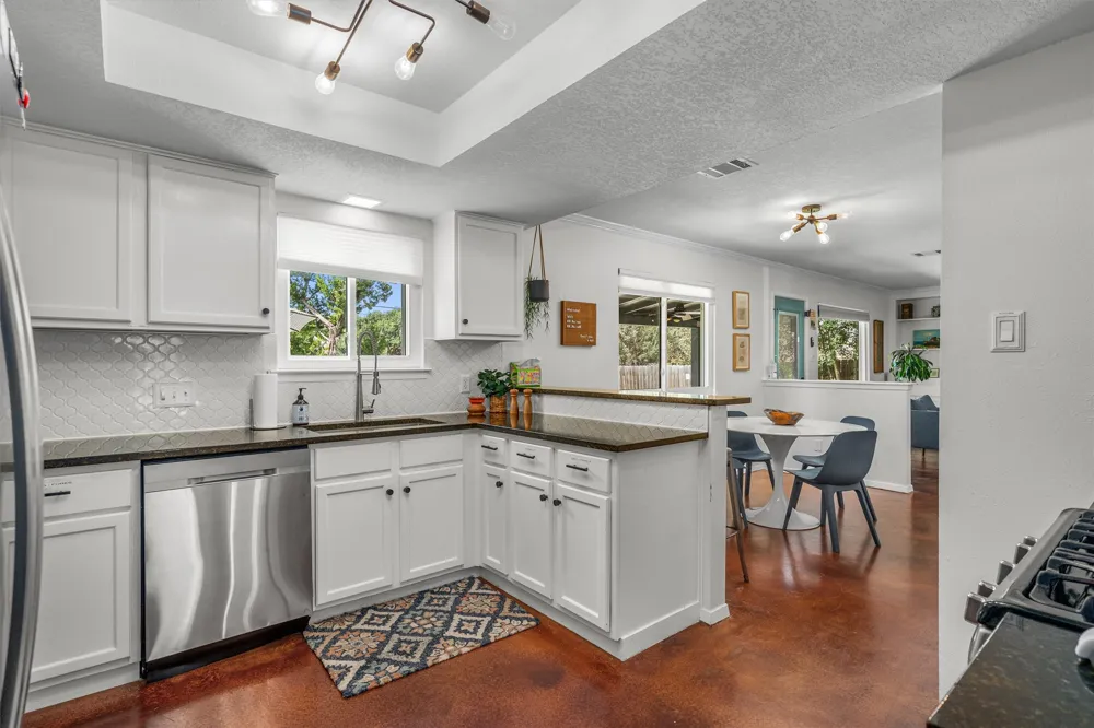 1602 Rock Creek Drive Round Rock, TX 78681