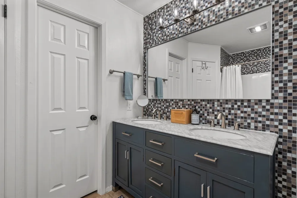 1602 Rock Creek Drive Round Rock, TX 78681