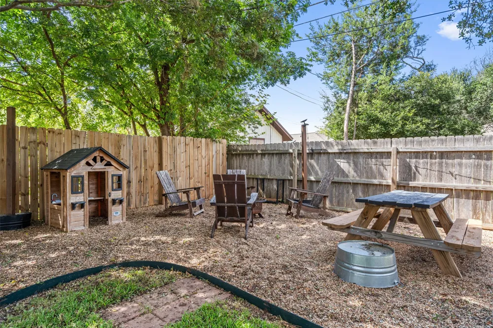 1602 Rock Creek Drive Round Rock, TX 78681