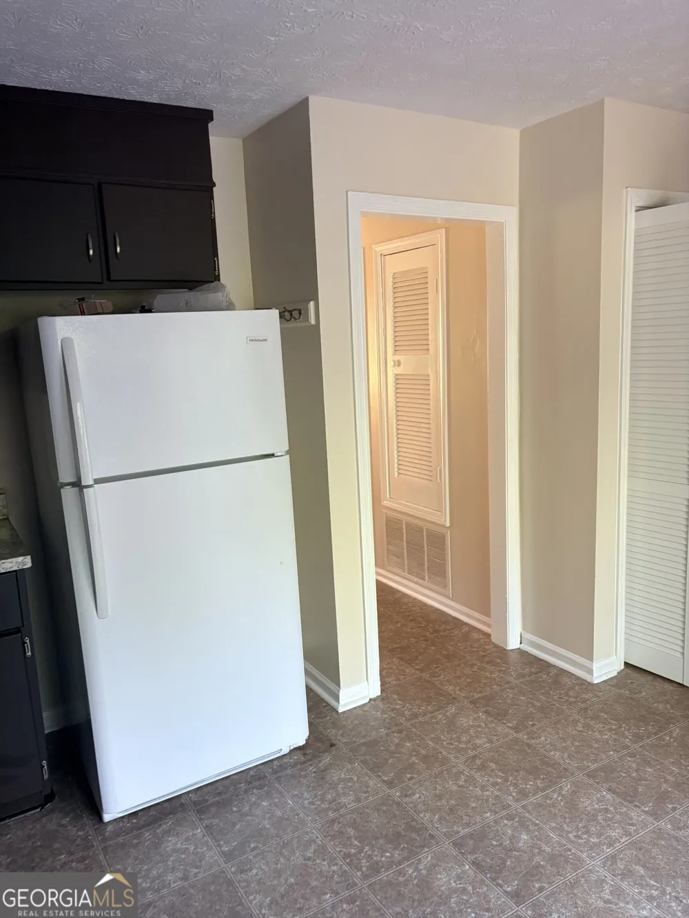 165 Hunters Ln Fayetteville, GA 30215