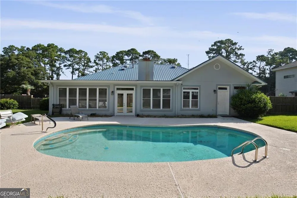 6 Quail RUN Brunswick, GA 31525