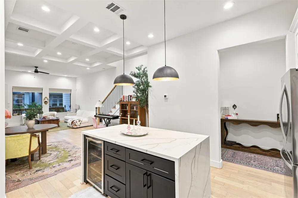 5828 Kiam Street Houston, TX 77007