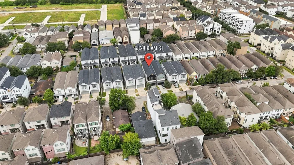 5828 Kiam Street Houston, TX 77007