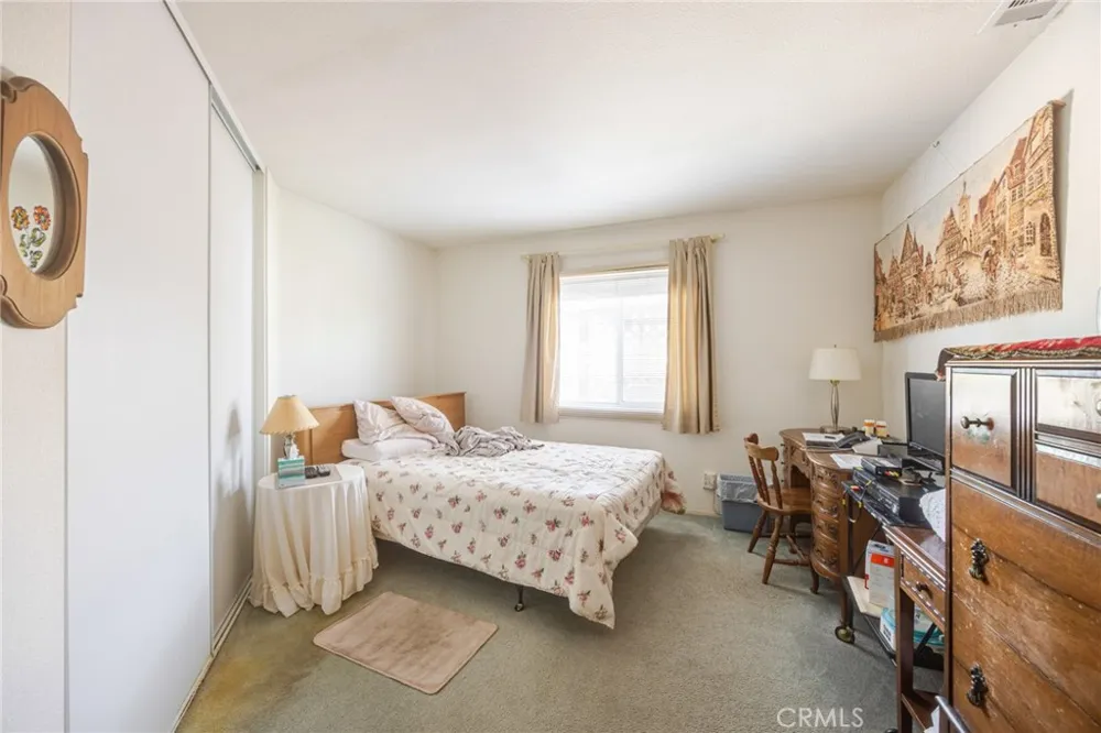 15332 Bolero Fontana, CA 92337