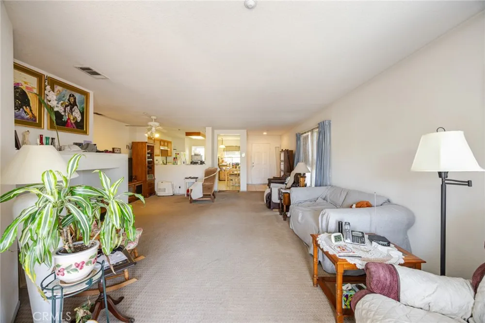 15332 Bolero Fontana, CA 92337