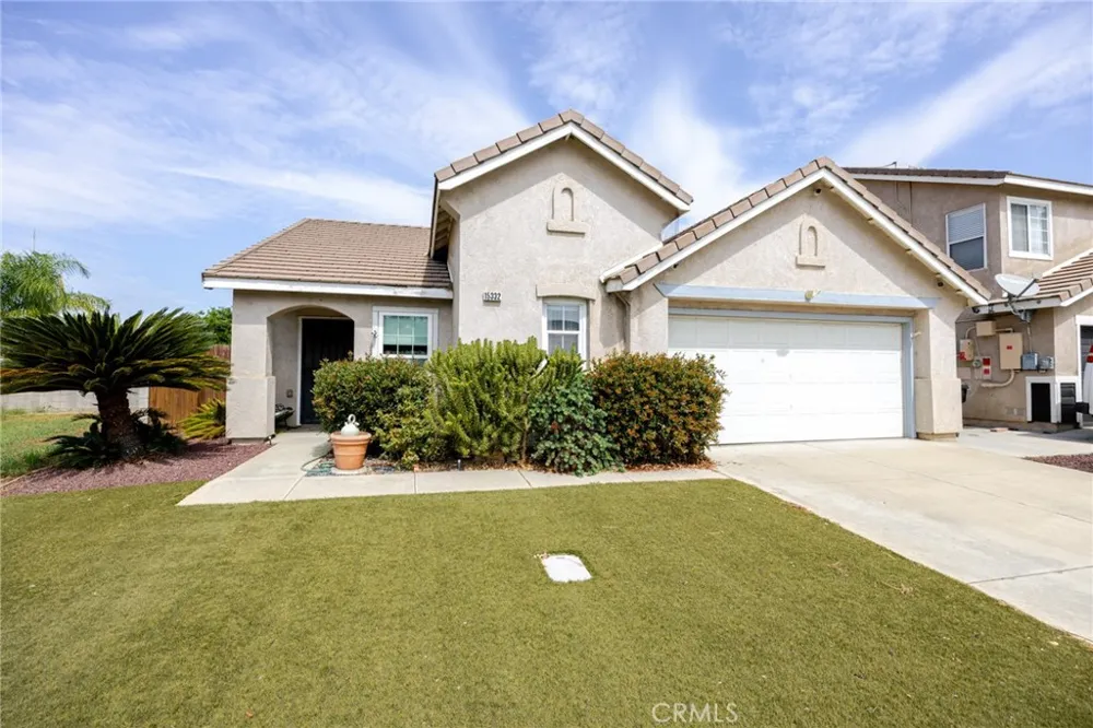 15332 Bolero Fontana, CA 92337