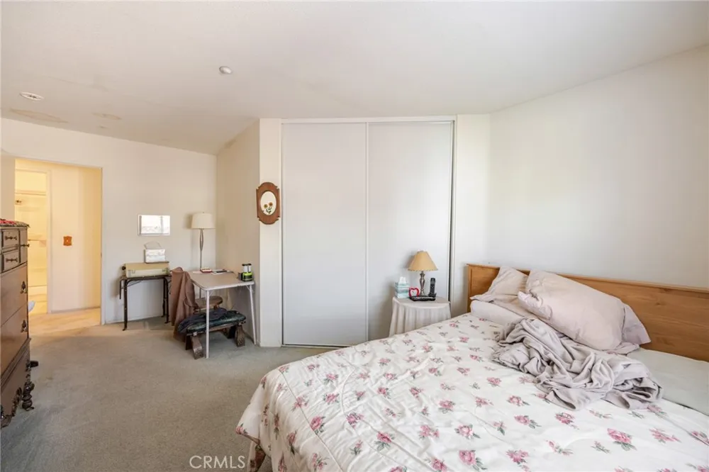15332 Bolero Fontana, CA 92337