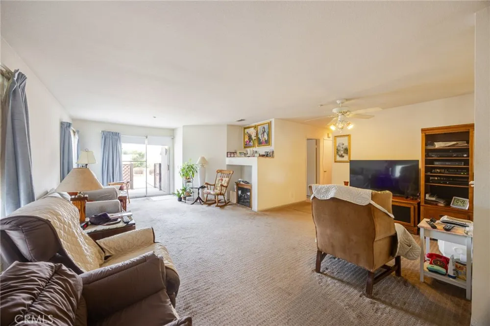 15332 Bolero Fontana, CA 92337