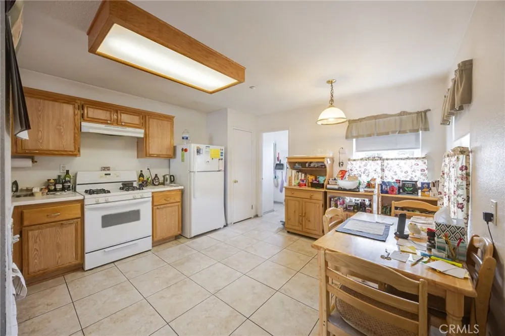 15332 Bolero Fontana, CA 92337