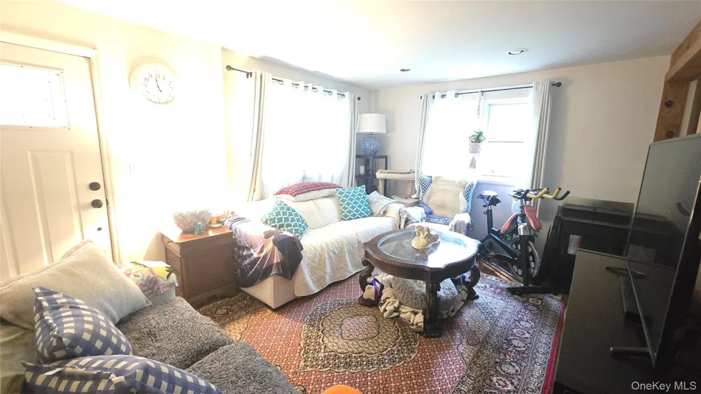 265 Old Pawling Road Pawling, NY 12564