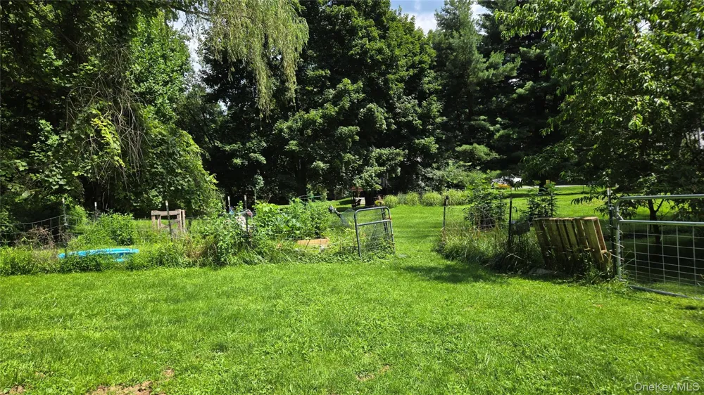 265 Old Pawling Road Pawling, NY 12564