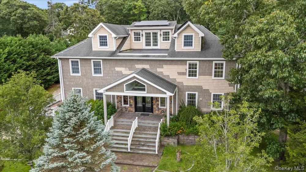 33A Newtown Road Hampton Bays, NY 11946