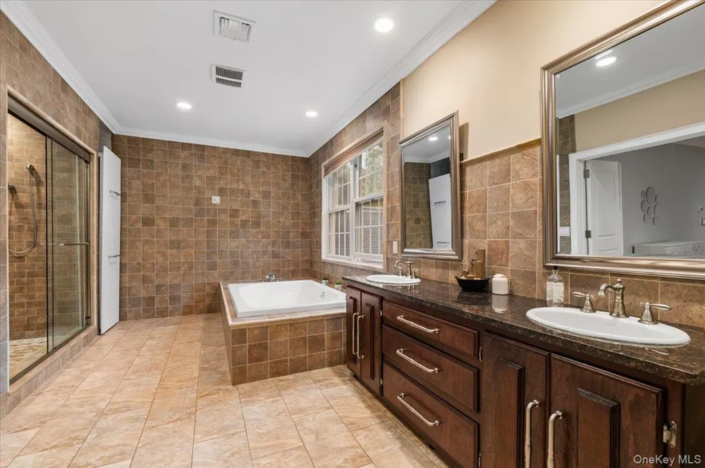 33A Newtown Road Hampton Bays, NY 11946