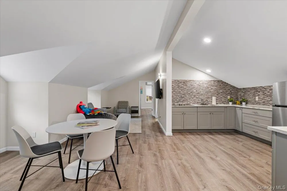 33A Newtown Road Hampton Bays, NY 11946