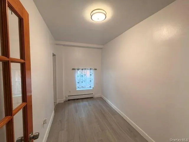1041 E 216th Street Bronx, NY 10469