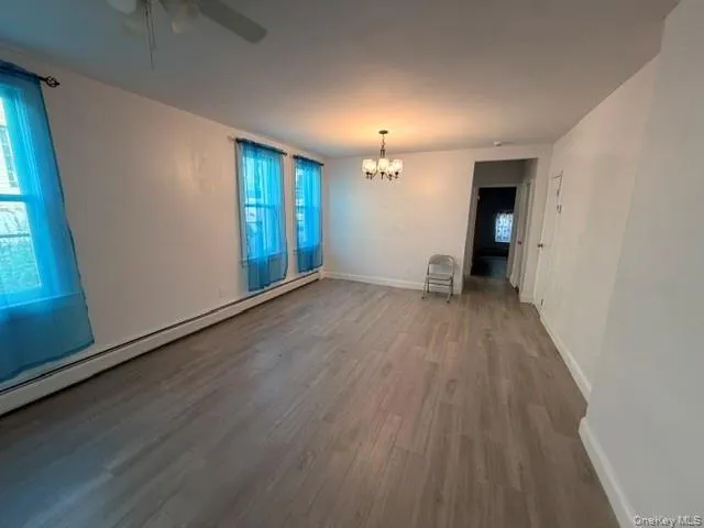 1041 E 216th Street Bronx, NY 10469