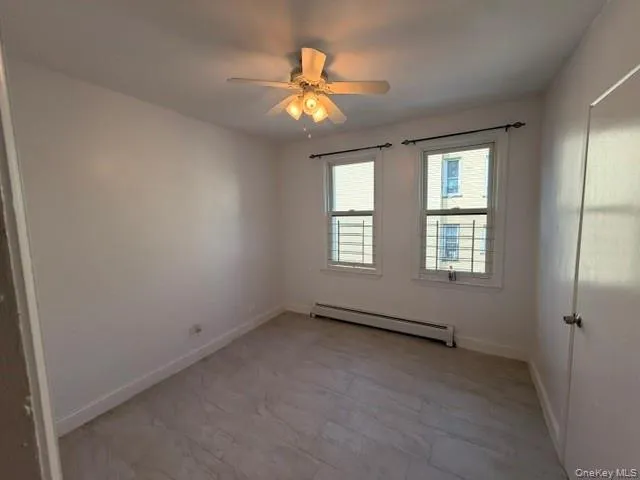 1041 E 216th Street Bronx, NY 10469