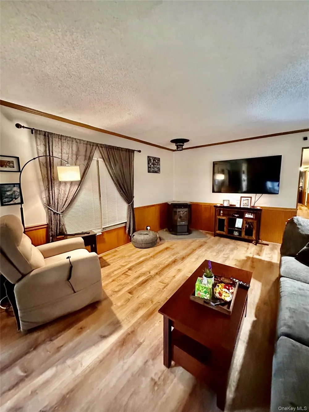 65 Water Loop Pleasant Valley, NY 12569