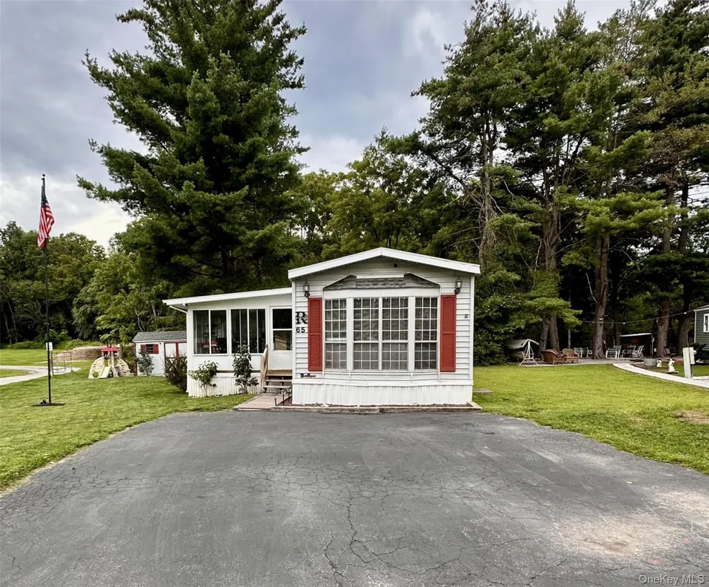 65 Water Loop Pleasant Valley, NY 12569