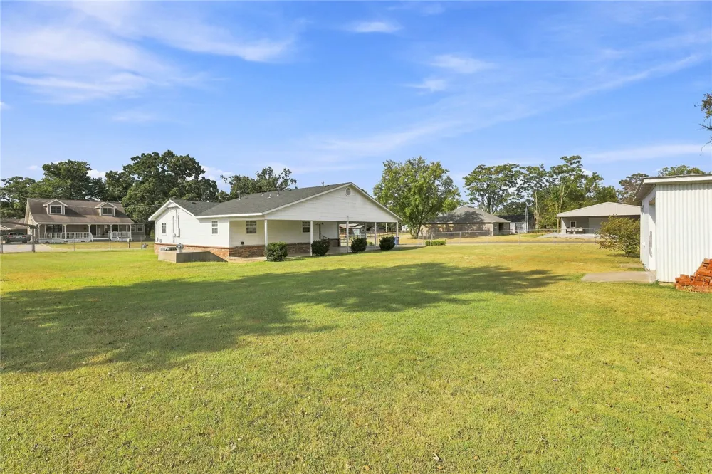 411 W Odle Street Salina, OK 74365