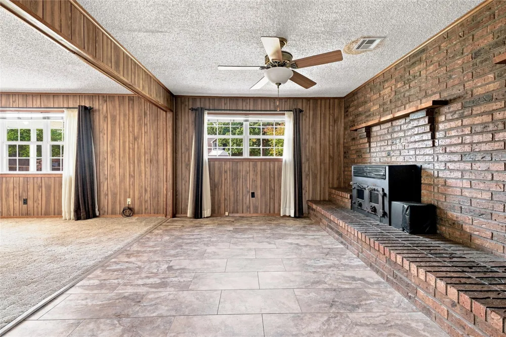 411 W Odle Street Salina, OK 74365