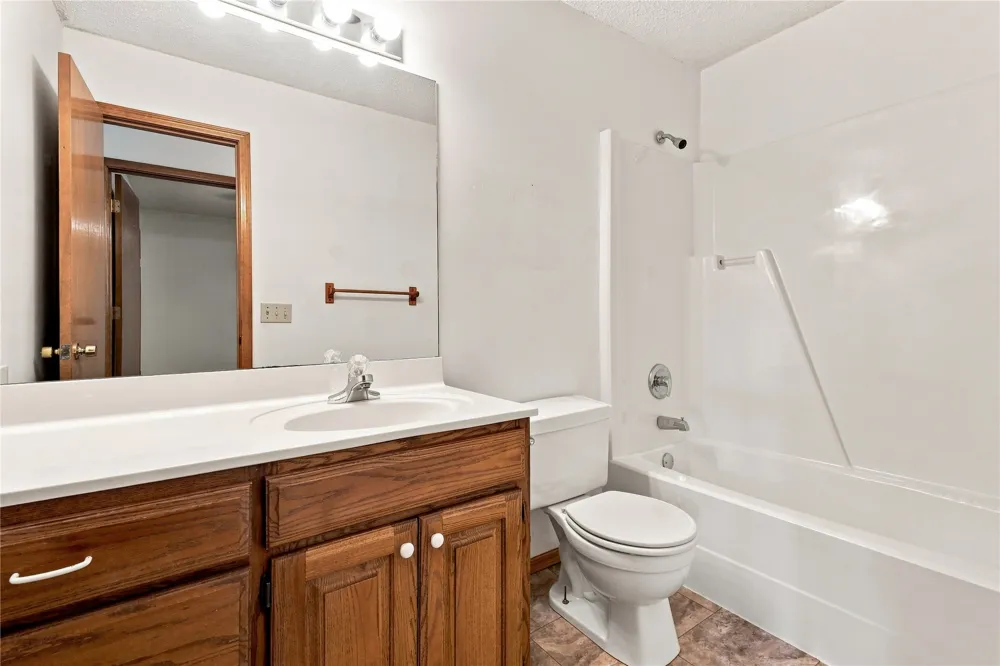 411 W Odle Street Salina, OK 74365
