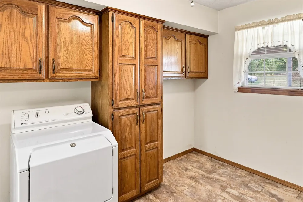 411 W Odle Street Salina, OK 74365