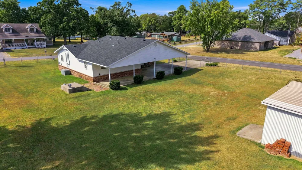 411 W Odle Street Salina, OK 74365