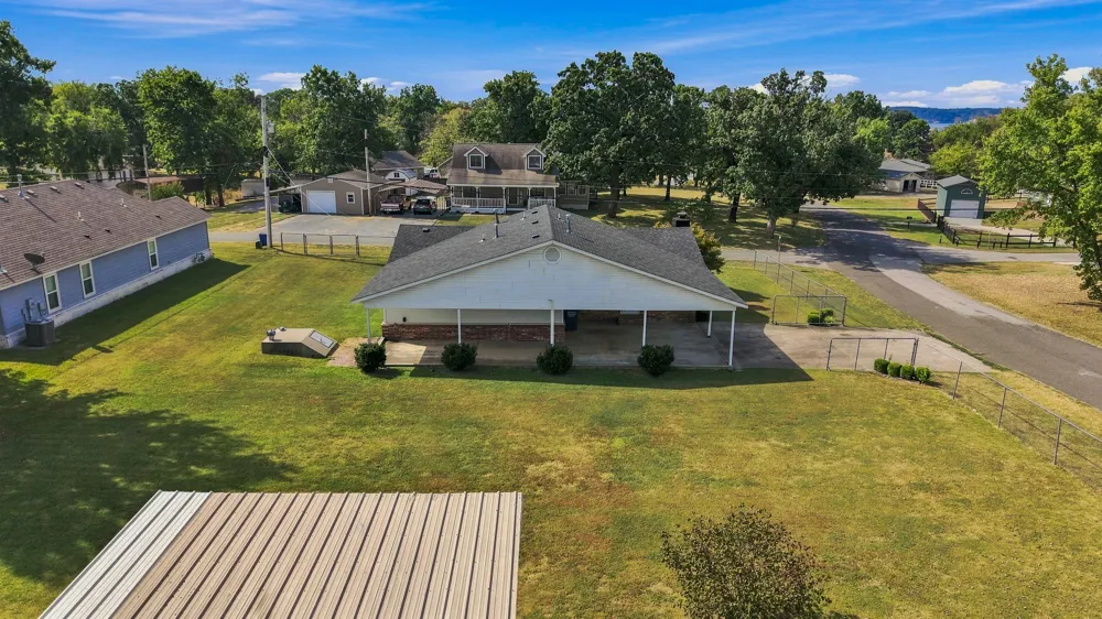 411 W Odle Street Salina, OK 74365