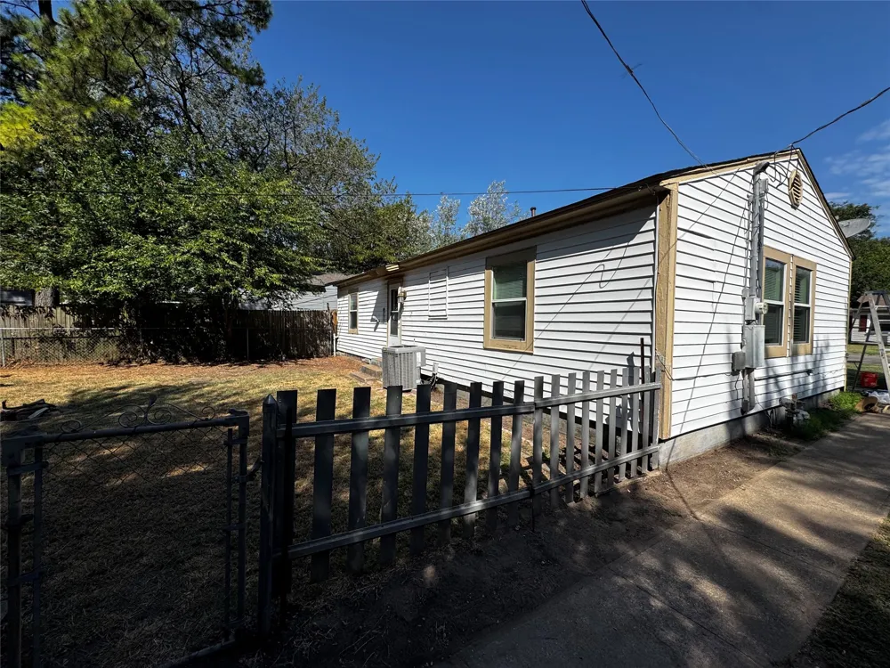 111 Atkinson Drive Sherman, TX 75092