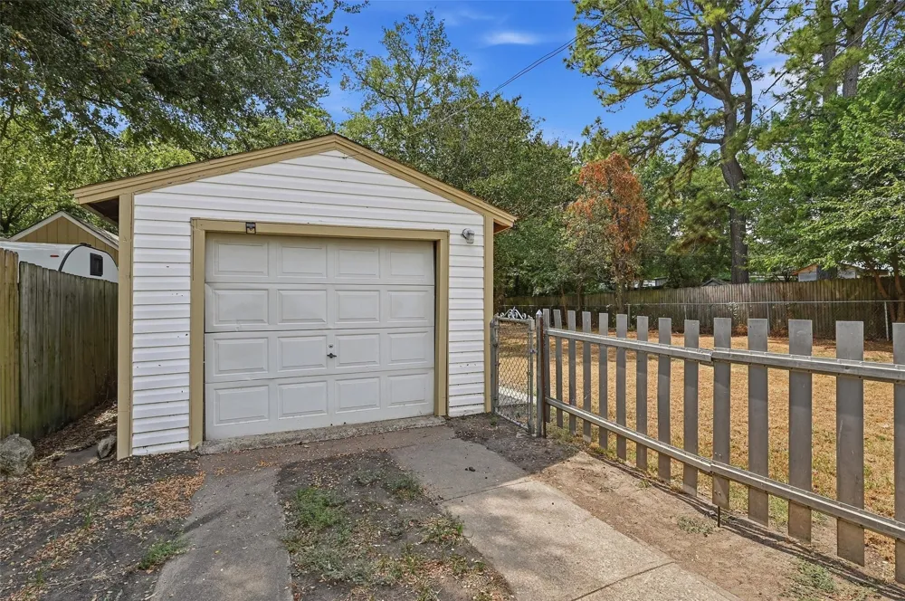 111 Atkinson Drive Sherman, TX 75092