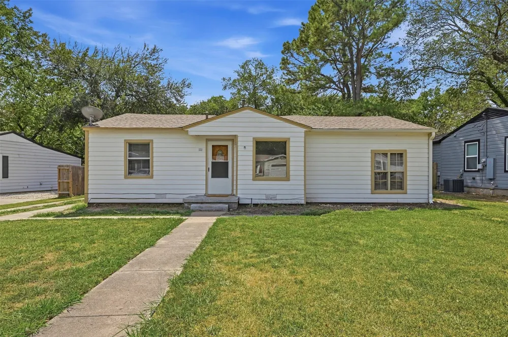 111 Atkinson Drive Sherman, TX 75092