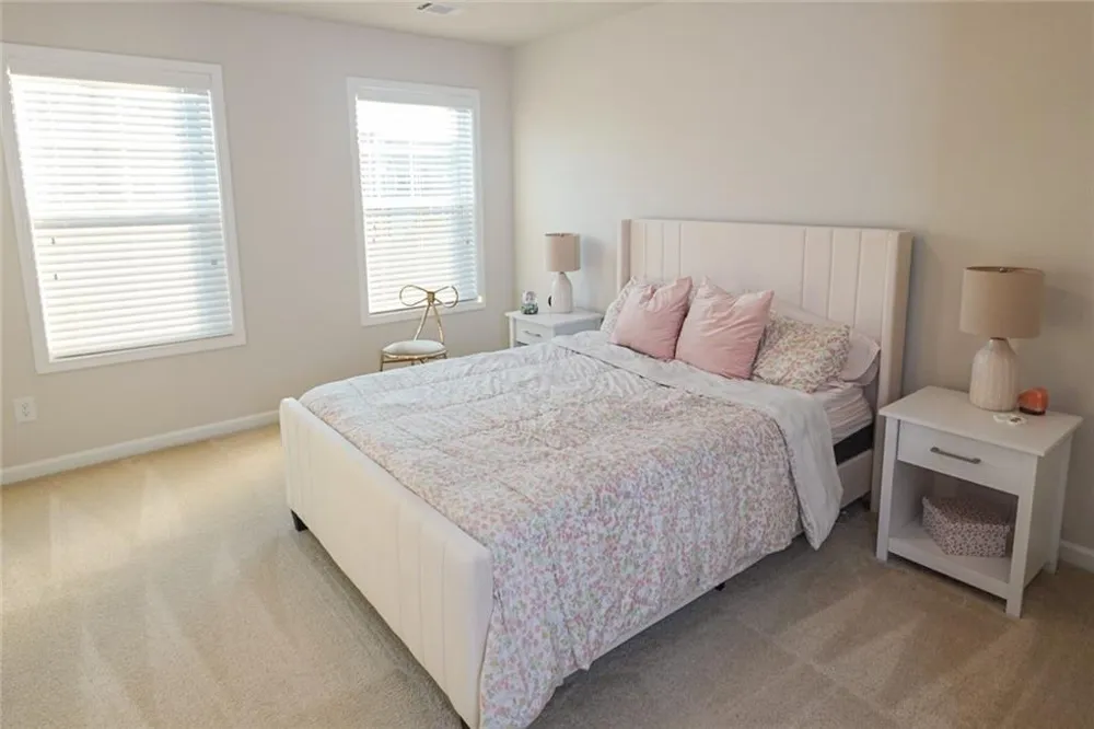 573 Auburn Crossing Drive Auburn, GA 30011