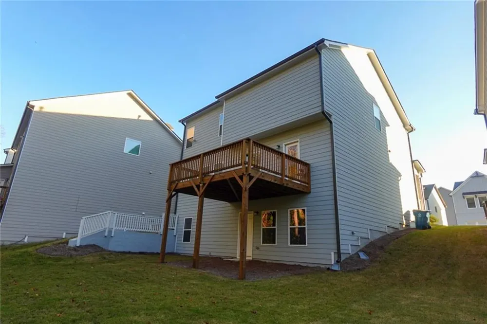 573 Auburn Crossing Drive Auburn, GA 30011
