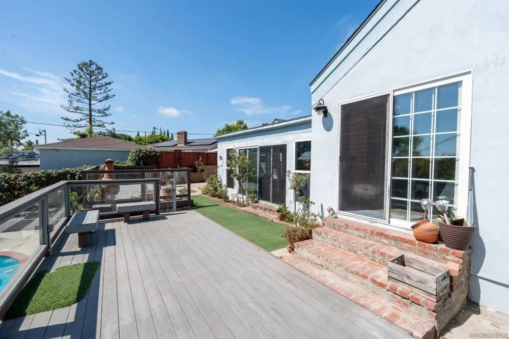 4607 Rolando Blvd San Diego, CA 92115