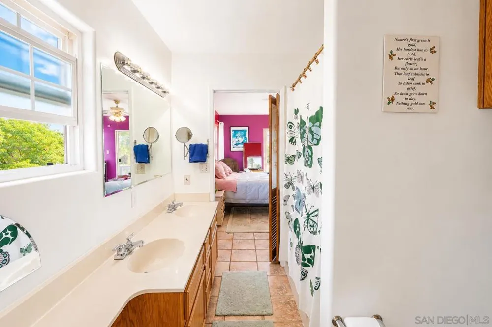 4607 Rolando Blvd San Diego, CA 92115