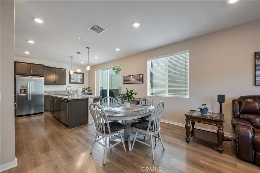 24581 Sonieta Court Corona, CA 92883