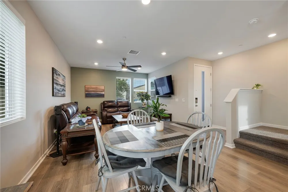 24581 Sonieta Court Corona, CA 92883