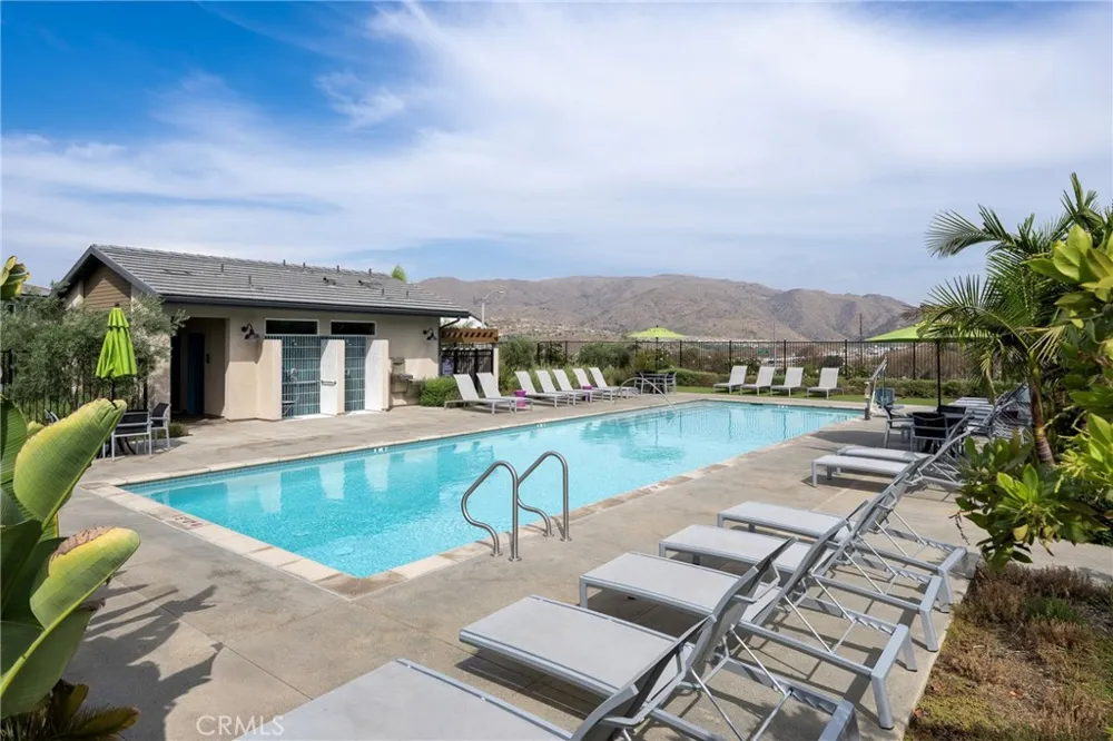 24581 Sonieta Court Corona, CA 92883
