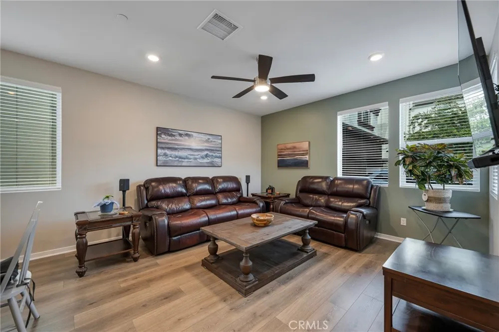 24581 Sonieta Court Corona, CA 92883