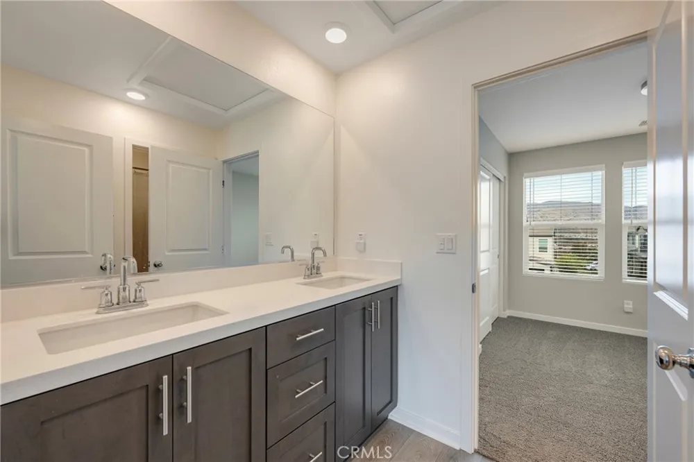 24581 Sonieta Court Corona, CA 92883