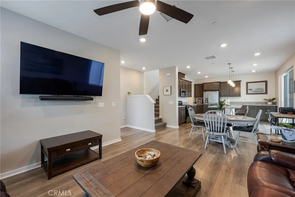 24581 Sonieta Court Corona, CA 92883