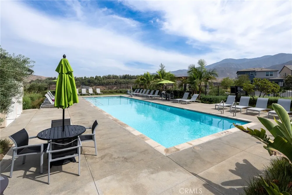 24581 Sonieta Court Corona, CA 92883