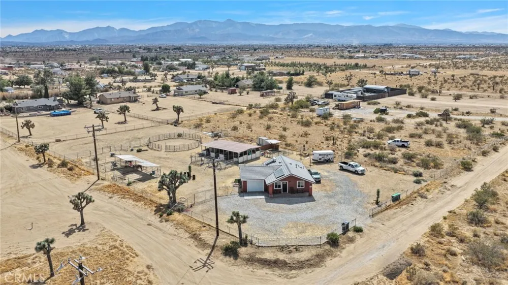 9145 Marco Victorville, CA 92392