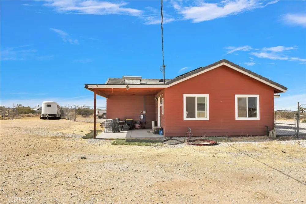 9145 Marco Victorville, CA 92392