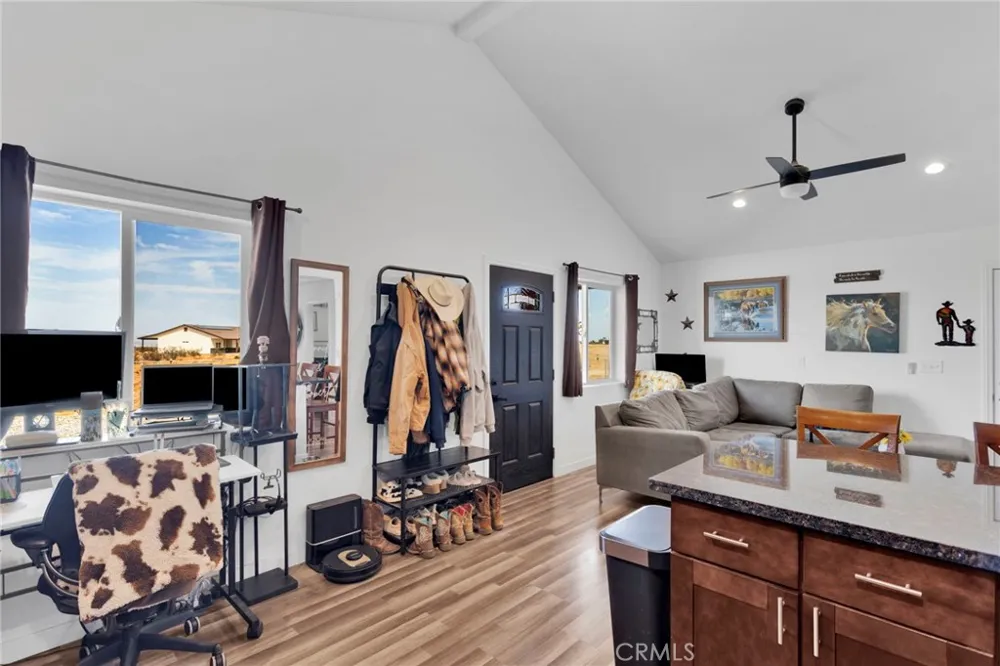 9145 Marco Victorville, CA 92392